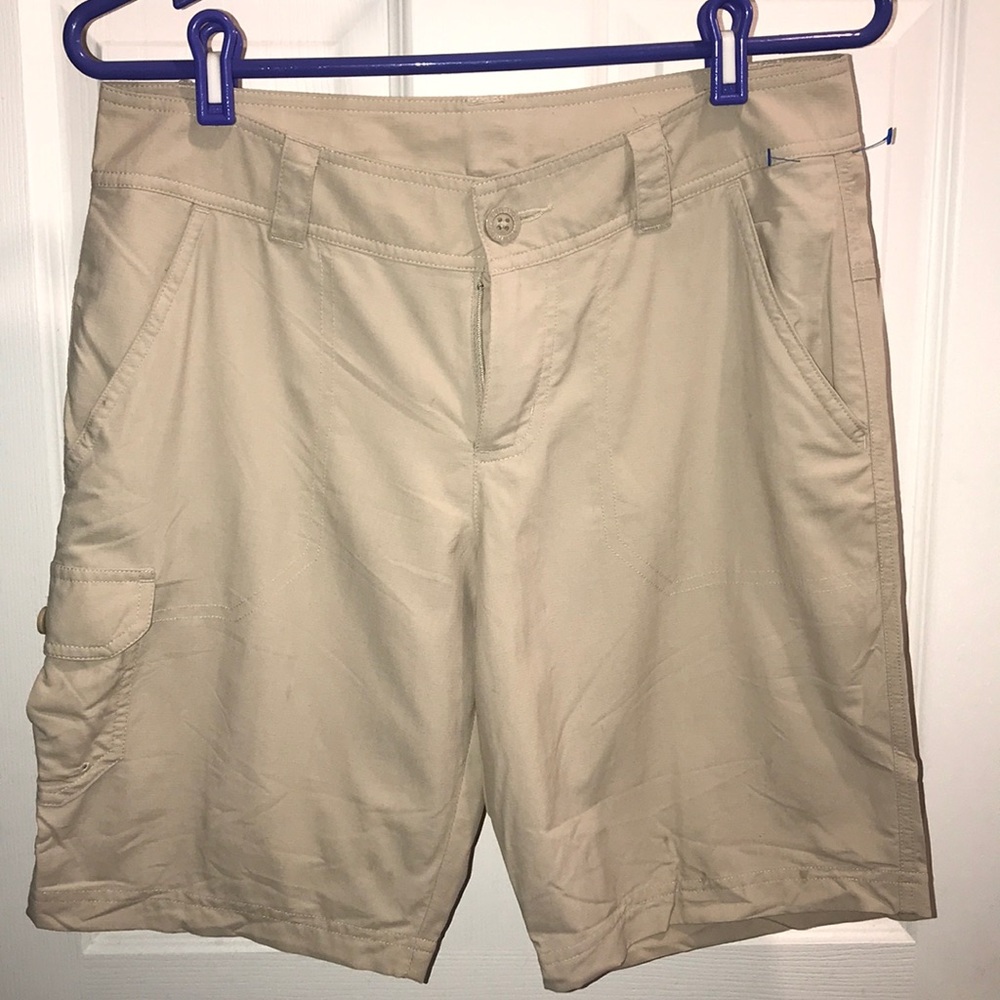 Columbia women’s hiking shorts